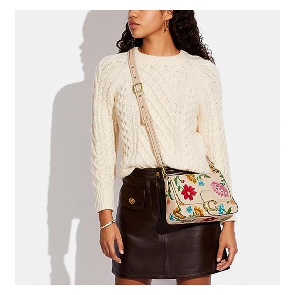 COACH Soft Calf Leather Tabby Shoulder Bag - Picture 6 of 9